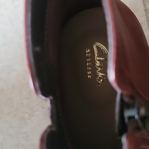 Clarks Booties - Picture 5 of 8